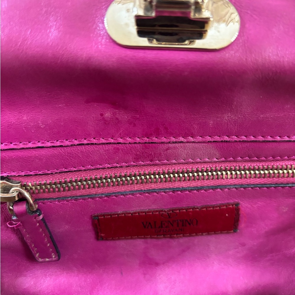 ๐ Valentino Garavani iconic 2 way tote bag๐ - Picture 7 of 14